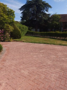  Pressure washing 